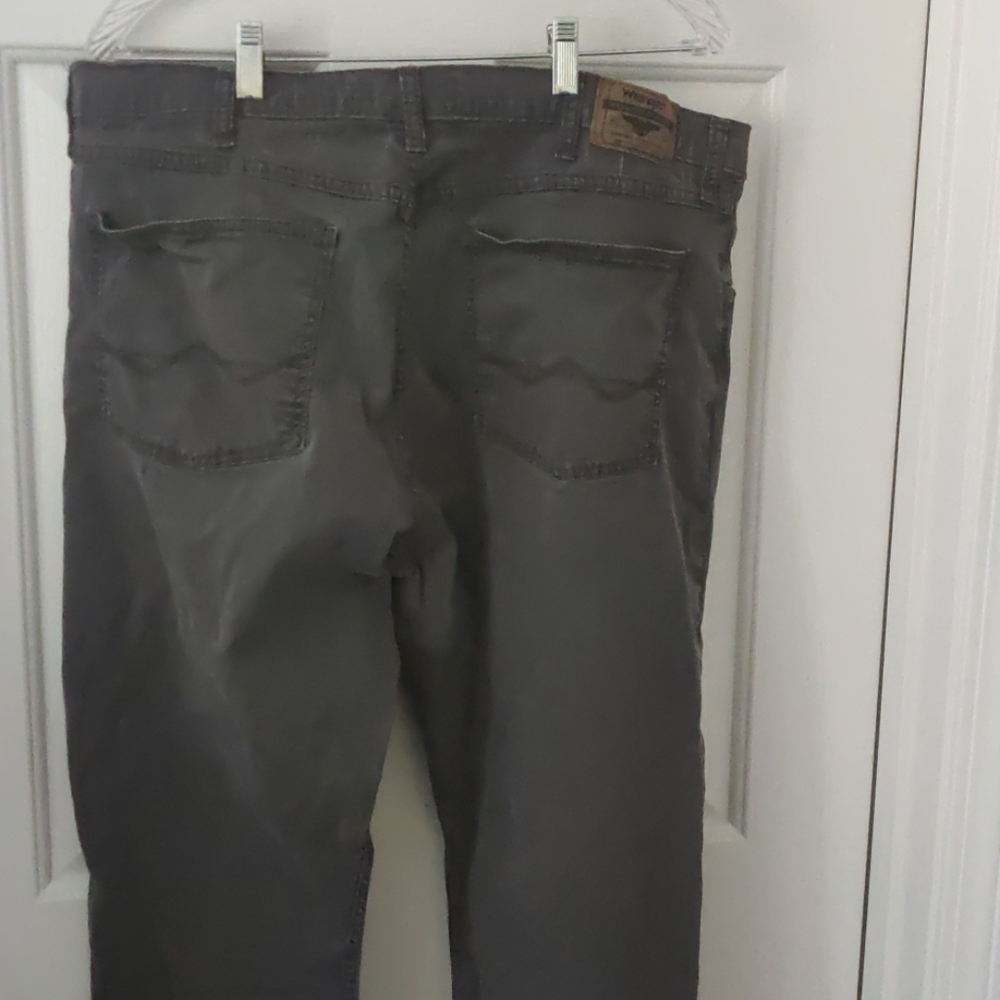 Pants - Picture 2 of 3